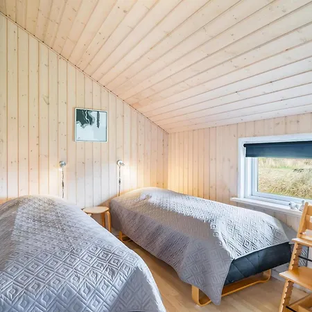 Nyaraló Vrist With & Sauna-sj616 Harboør